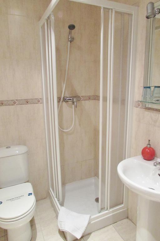 Hostal Nuevas Naciones Grenade Extérieur photo