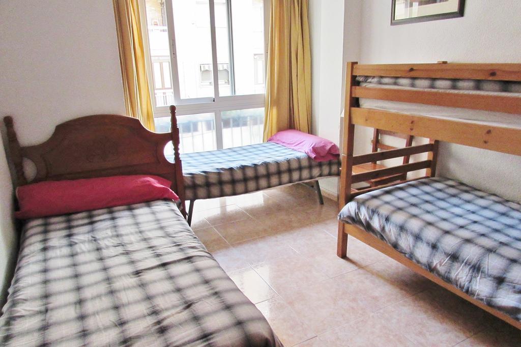 Hostal Nuevas Naciones Grenade Extérieur photo