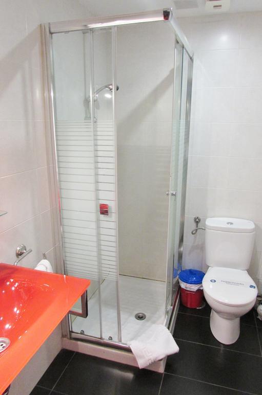 Hostal Nuevas Naciones Grenade Extérieur photo