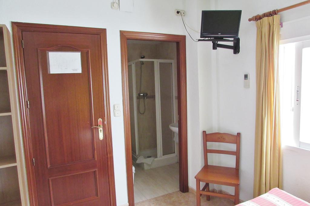 Hostal Nuevas Naciones Grenade Extérieur photo
