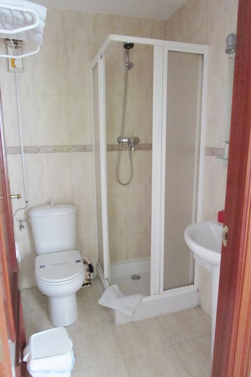 Hostal Nuevas Naciones Grenade Extérieur photo